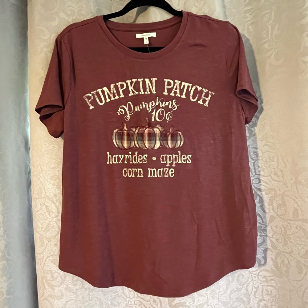 Fall graphic tee